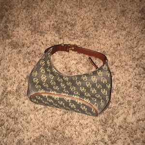 D&B shoulder bag